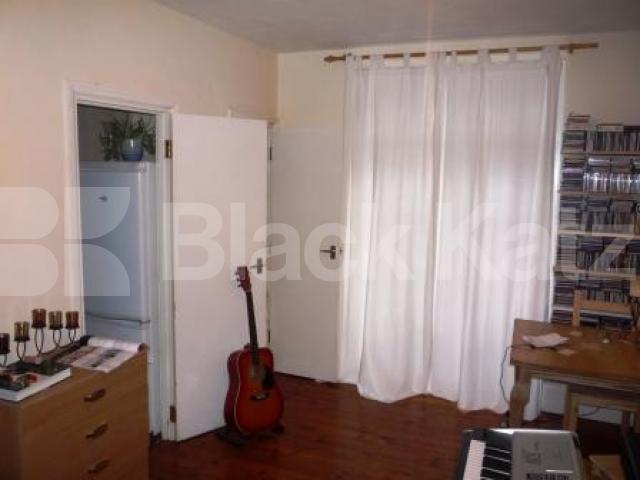 			LET, Studio Apartment, 1 bath, 1 reception Flat			 Holly Lodge Mansions, HIGHGATE