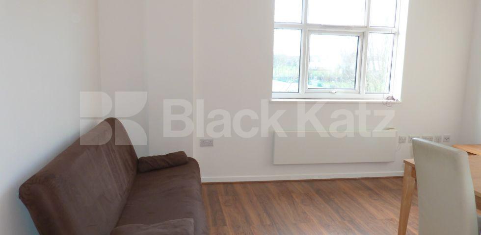 			NEW INSTRUCTION, 1 Bedroom, 1 bath, 1 reception Flat			 Bromyard House, Bromyard Avenue , Acton central