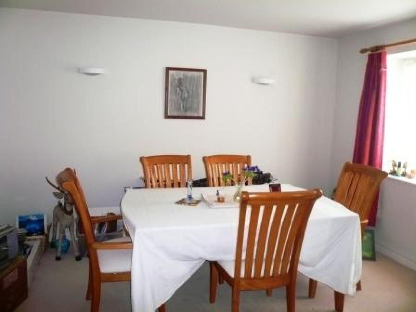 			2 Bedroom, 1 bath, 1 reception Flat			 Exeter Road, KILBURN/MAPESBURY CONSERVATION AREA