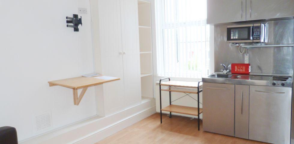 			NEW INSTRUCTION, Studio Apartment, 1 bath, 1 reception Studio			 West End Lane, WEST HAMPSTEAD