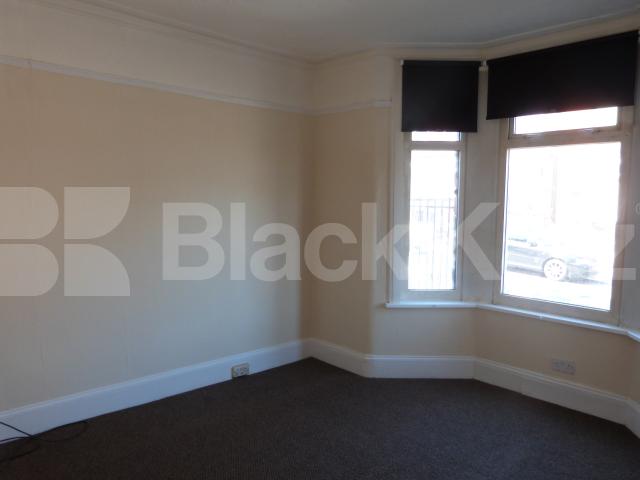			4 Bedroom, 1 bath, 1 reception Terraced House			 Sperling Road, BRUCE GROVE