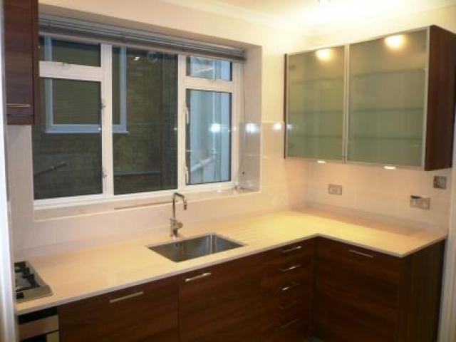 			2 Bedroom, 1 bath, 1 reception Flat			 Belsize Park Gardens, BELSIZE PARK