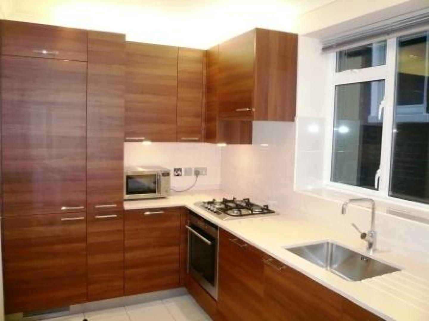 			2 Bedroom, 1 bath, 1 reception Flat			 Belsize Park Gardens, BELSIZE PARK