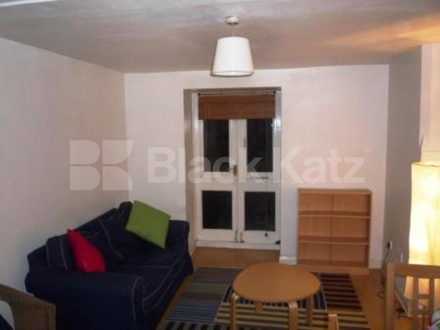 			LET, 1 Bedroom, 1 bath, 1 reception Flat			 Mayfield Road, CROUCH END
