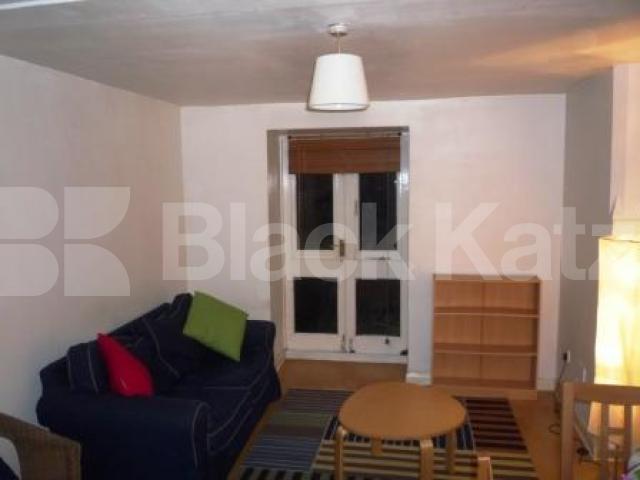 			LET, 1 Bedroom, 1 bath, 1 reception Flat			 Mayfield Road, CROUCH END