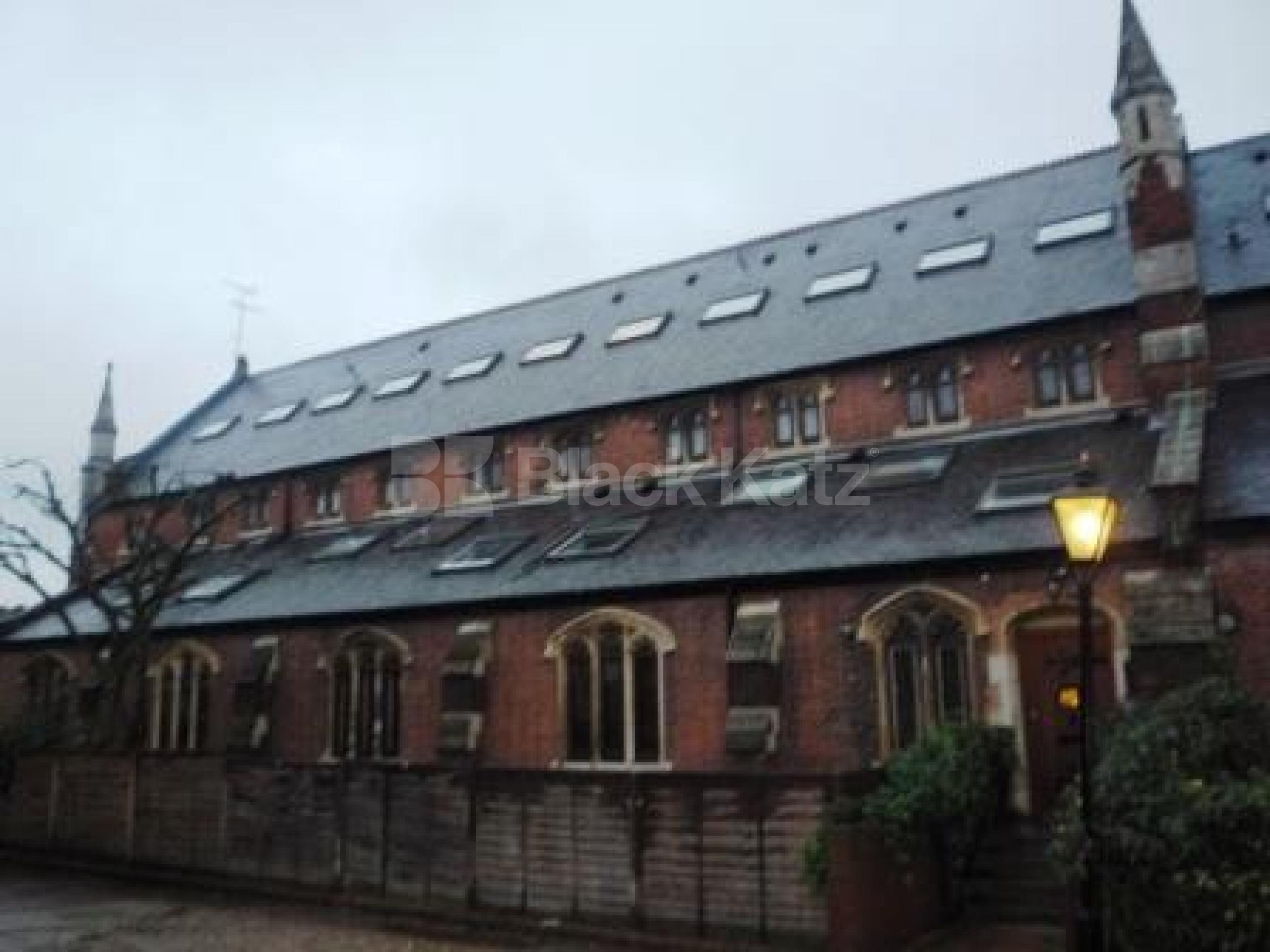 			LET, 1 Bedroom, 1 bath, 1 reception Flat			 Mayfield Road, CROUCH END N8