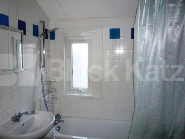 			2 Bedroom, 1 bath, 1 reception Flat			 Lordship Lane, WOOD GREEN