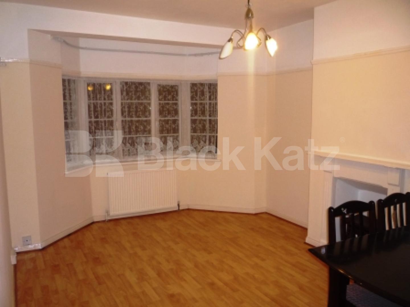 			2 Bedroom, 1 bath, 1 reception Flat			 Crown Road, Muswell Hill
