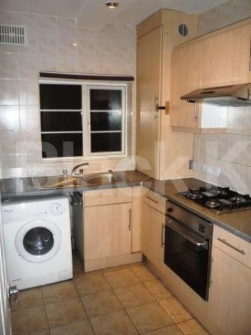 			2 Bedroom, 1 bath, 1 reception Flat			 Crown Road, Muswell Hill