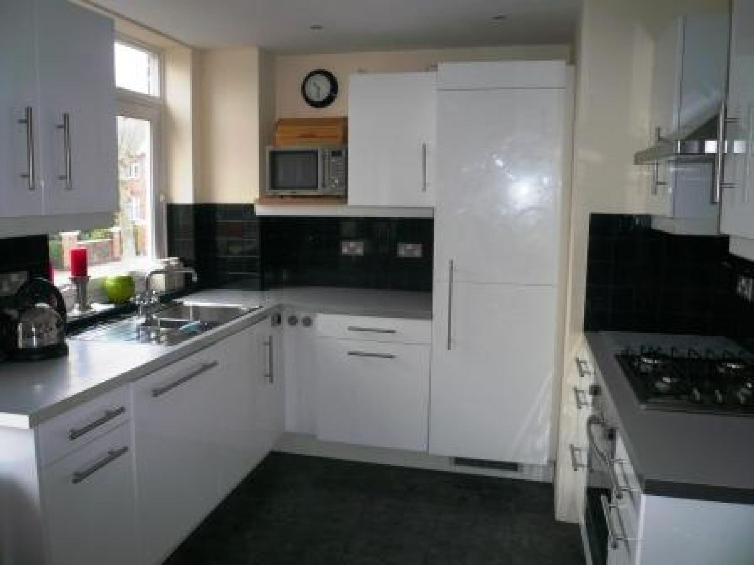 			2 Bedroom, 1 bath, 1 reception Flat			 Teignmouth Road, WILLESDEN GREEN NW2