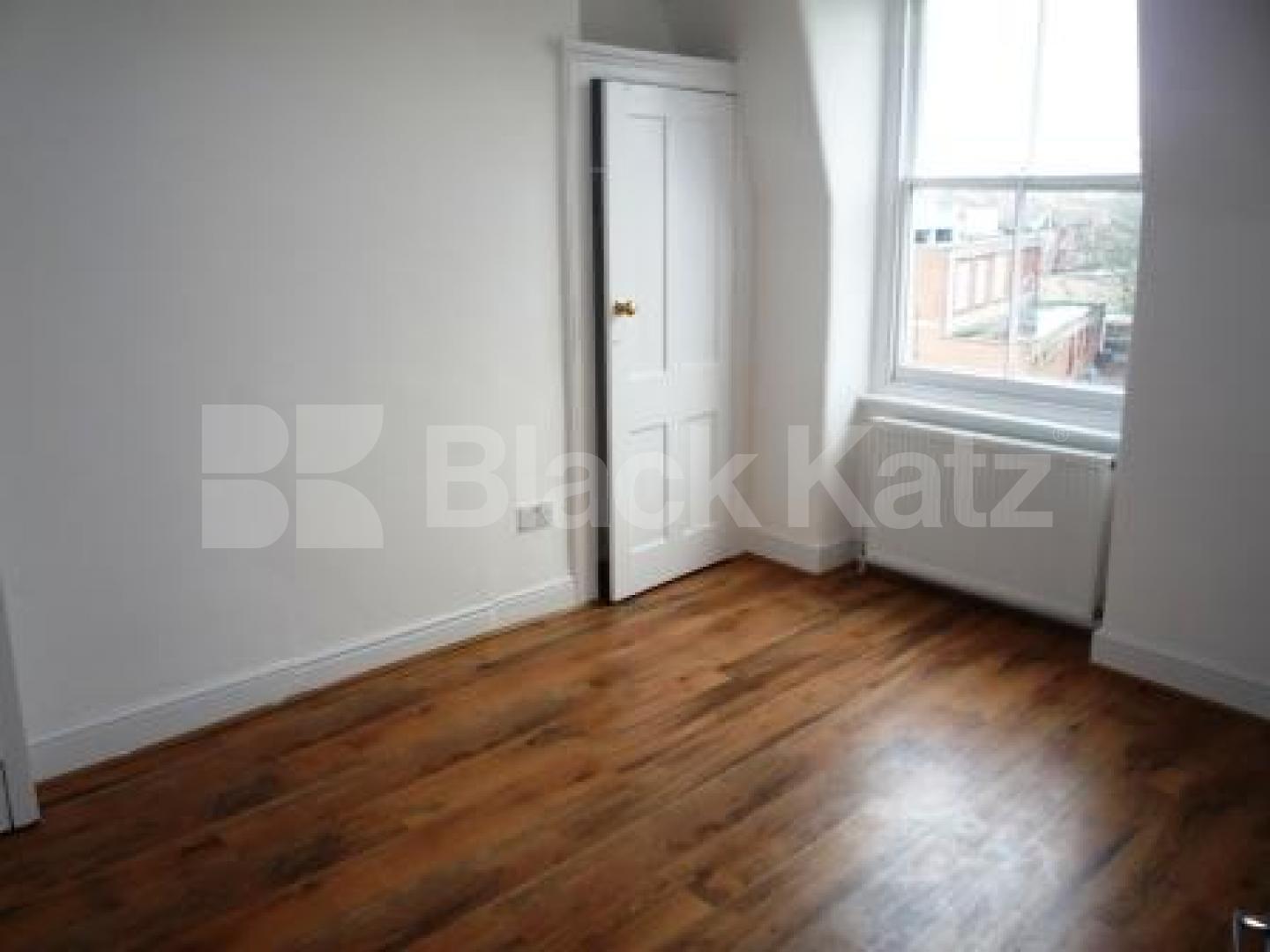 			1 Bedroom, 1 bath, 1 reception Flat			 Atheneum Place, Muswell Hill