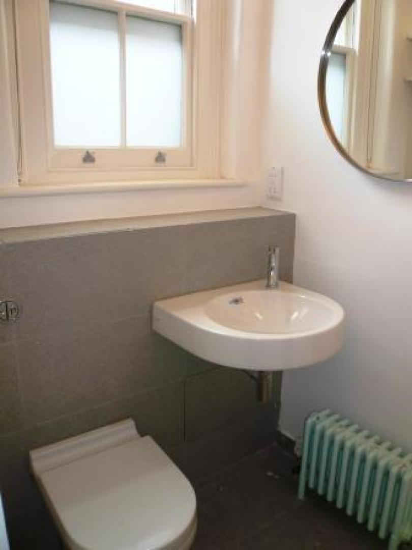 			4 Bedroom, 1 bath, 1 reception Flat			 Aylestone Avenue, WILLESDEN GREEN/BRONDESBURY PARK