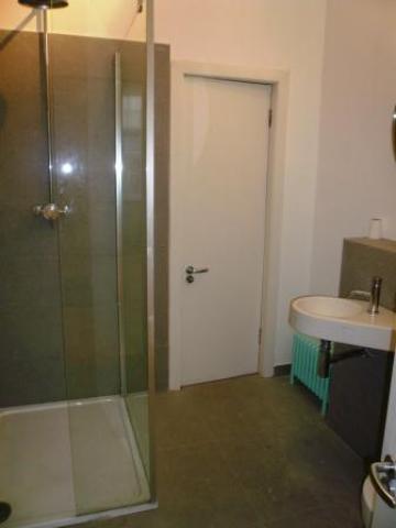 			4 Bedroom, 1 bath, 1 reception Flat			 Aylestone Avenue, WILLESDEN GREEN/BRONDESBURY PARK