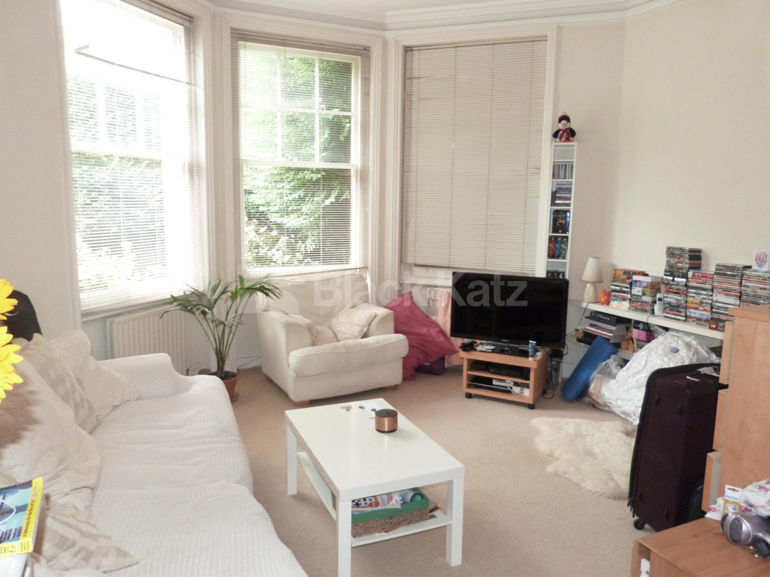 			Amazing Property !, 1 Bedroom, 1 bath, 1 reception Ground Floor Flat			 Alexandra Park Road, Muswell Hill N10