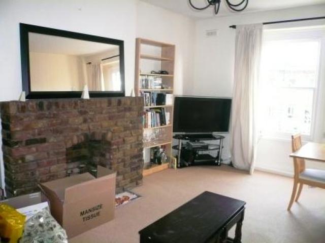 			2 Bedroom, 1 bath, 1 reception Flat			 Goldhurst Terrace, WEST HAMPSTEAD/FINCHLEY ROAD