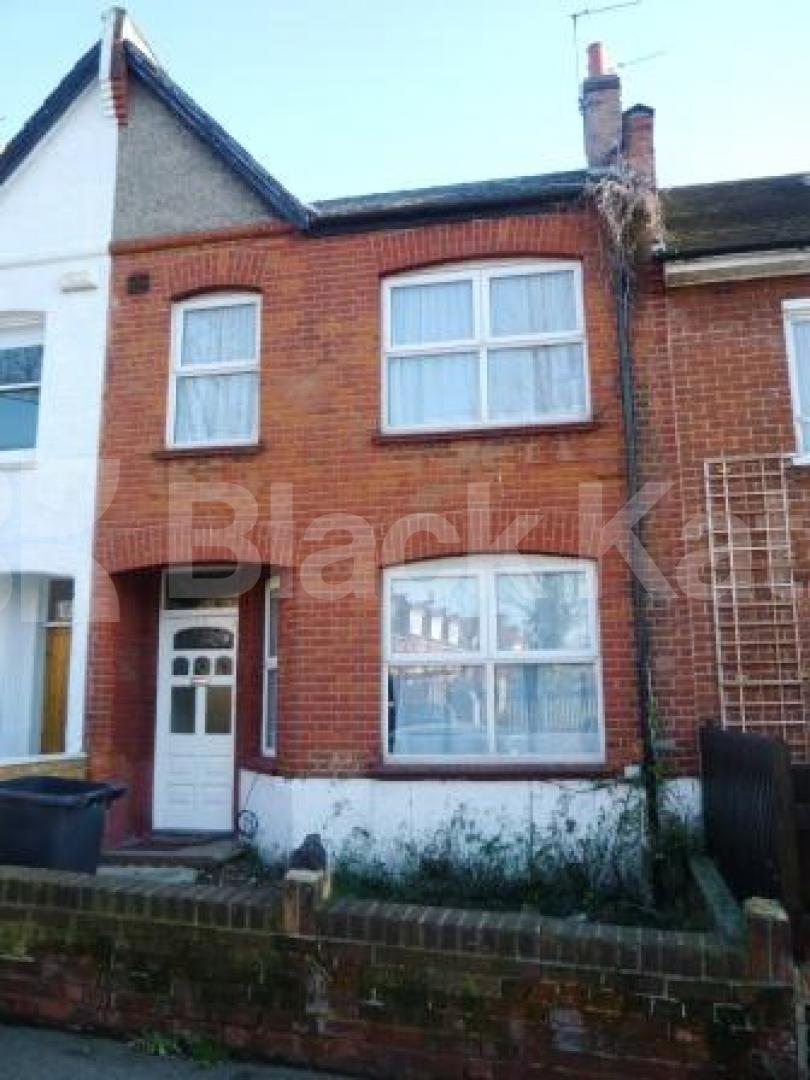 			NO HMO REQUIRED, 5 Bedroom, 1 bath, 1 reception Semi-Detached House			 Inderwick Road, Crouch End