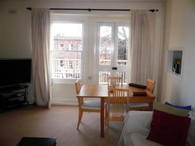 			2 Bedroom, 1 bath, 1 reception Flat			 Goldhurst Terrace, WEST HAMPSTEAD/FINCHLEY ROAD