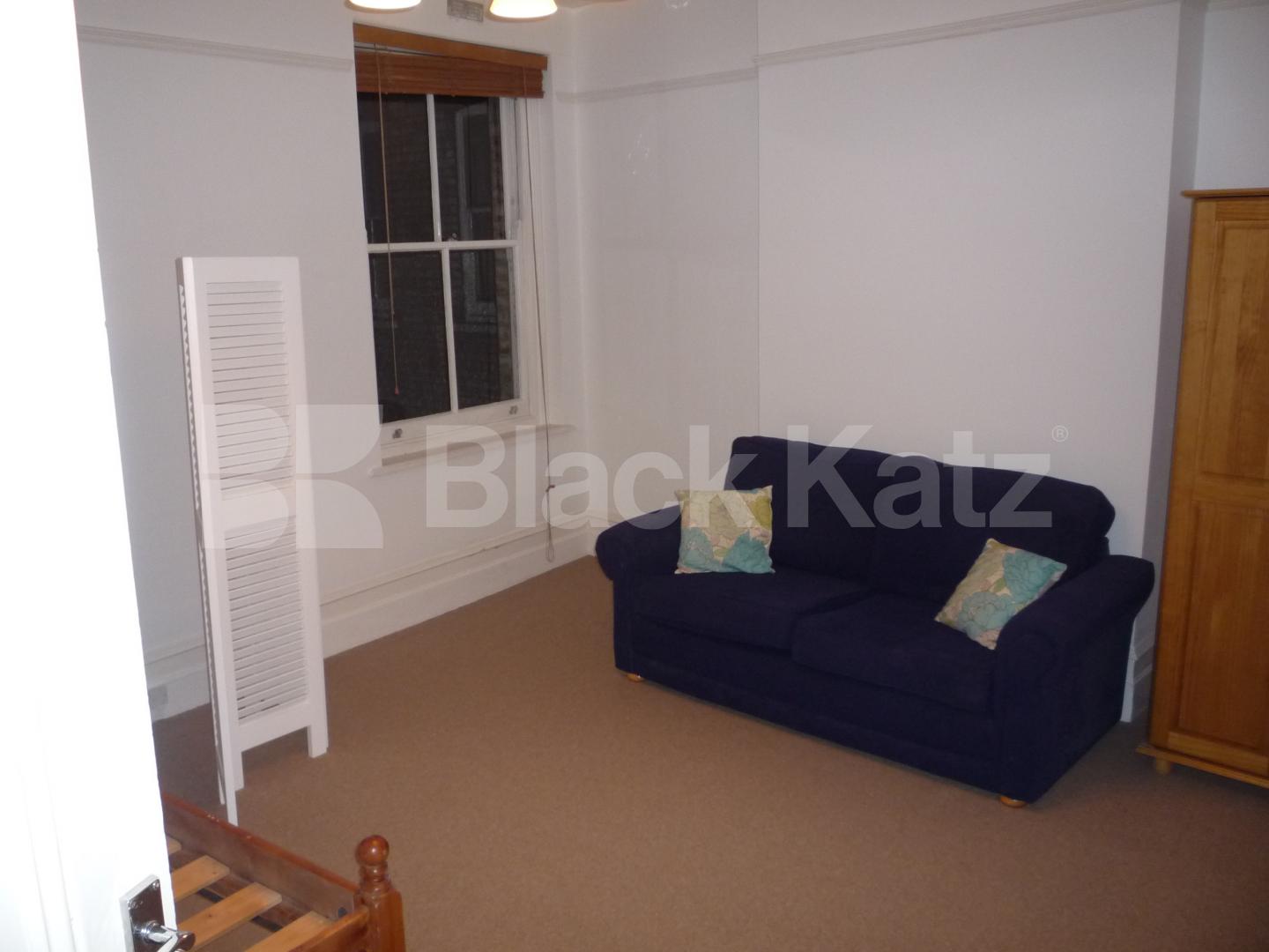 			4 Bedroom, 1 bath, 1 reception Flat			 Muswell Hill Broadway, Muswell Hill