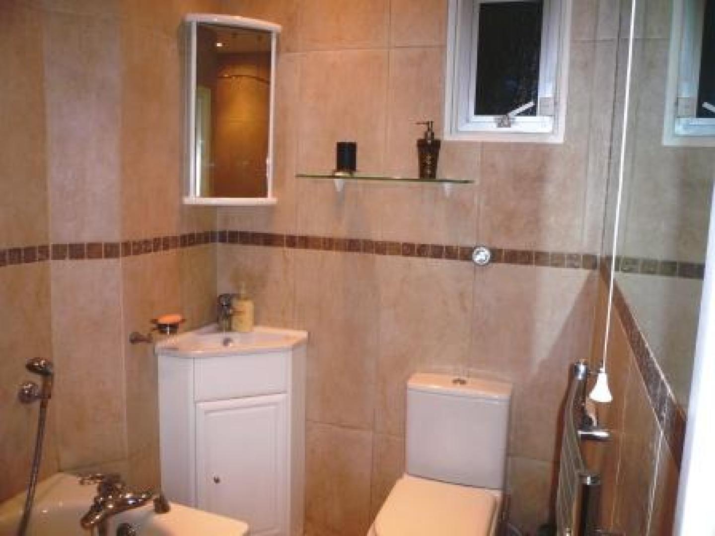 			2 Bedroom, 1 bath, 1 reception Flat			 Herbert Gardens, KENSAL GREEN