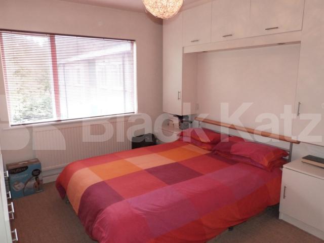 			1 Bedroom, 1 bath, 1 reception Flat			 Northern Heights, Crescent Road, Crouch End
