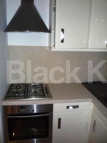 			LET, 1 Bedroom, 1 bath, 1 reception Ground Floor Flat			 Fortis Green Ave, EAST FINCHLEY