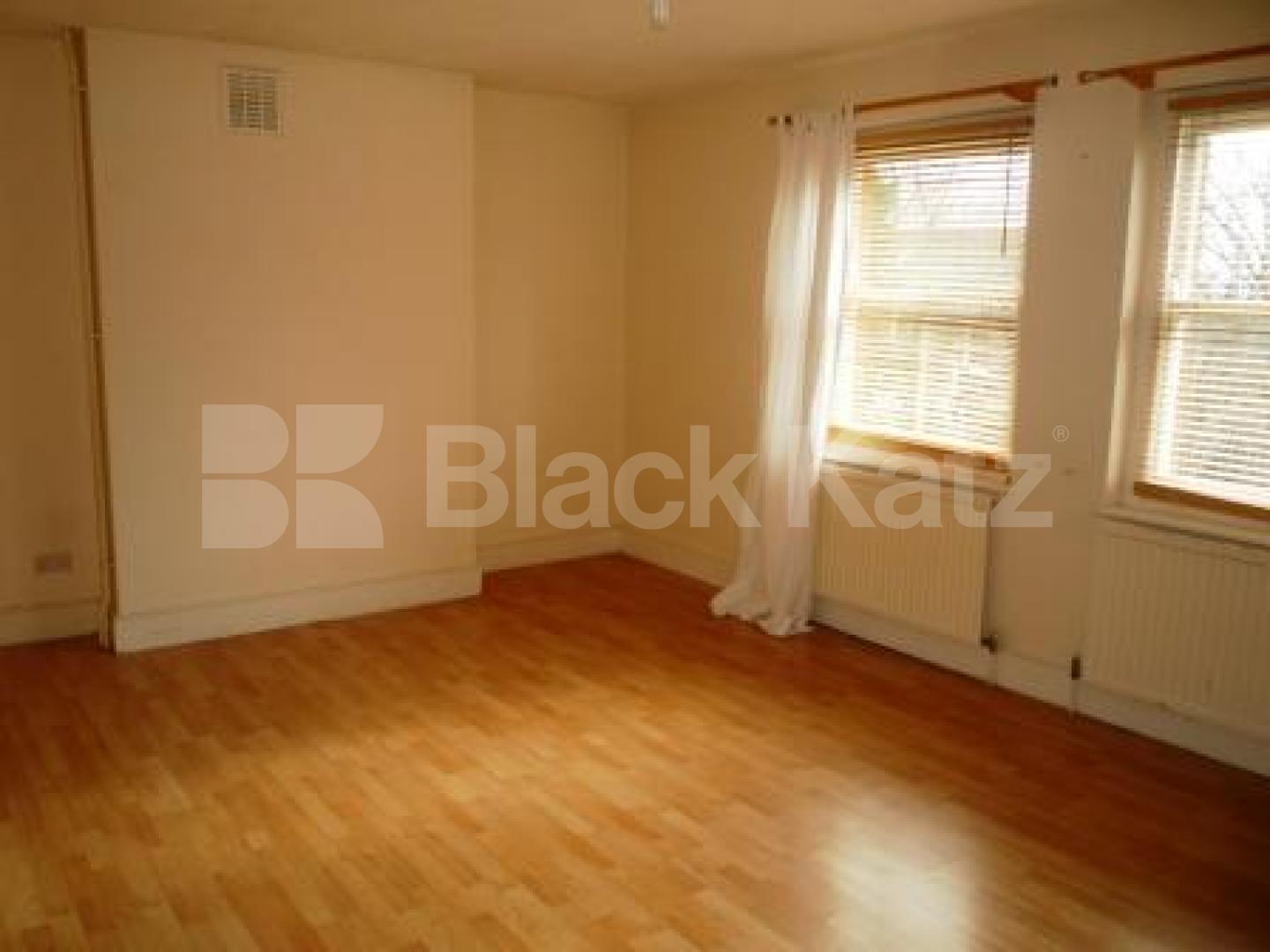 			3 Bedroom, 1 bath, 1 reception Terraced House			 Ella Road, CROUCH END