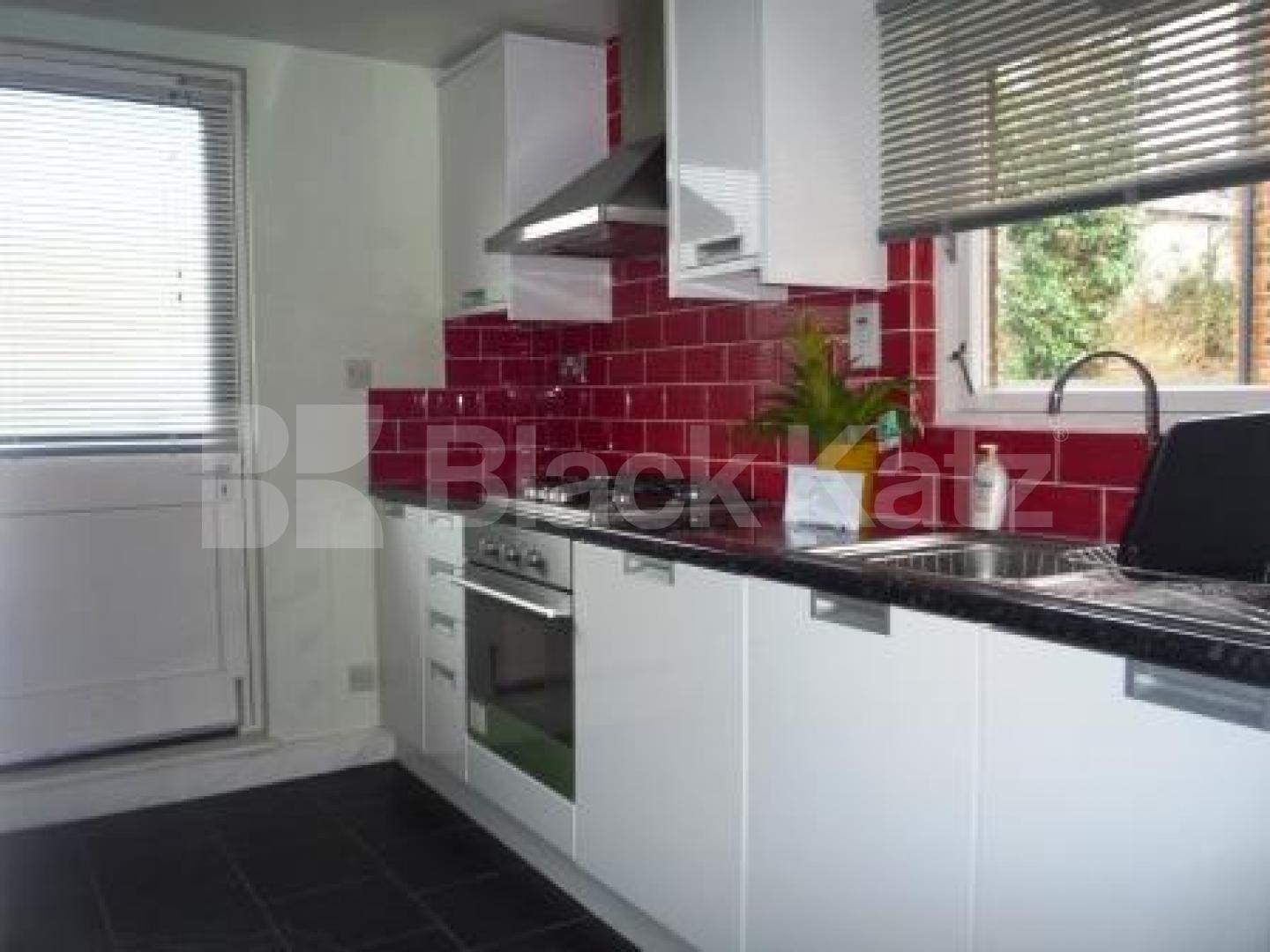 			3 Bedroom, 1 bath, 1 reception Terraced House			 Ella Road, CROUCH END