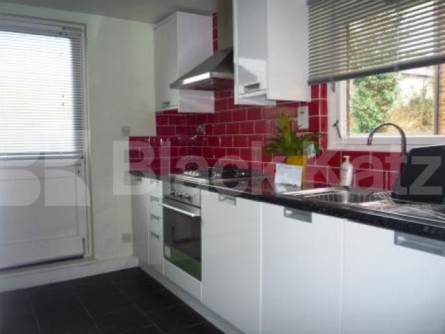 			3 Bedroom, 1 bath, 1 reception Terraced House			 Ella Road, CROUCH END