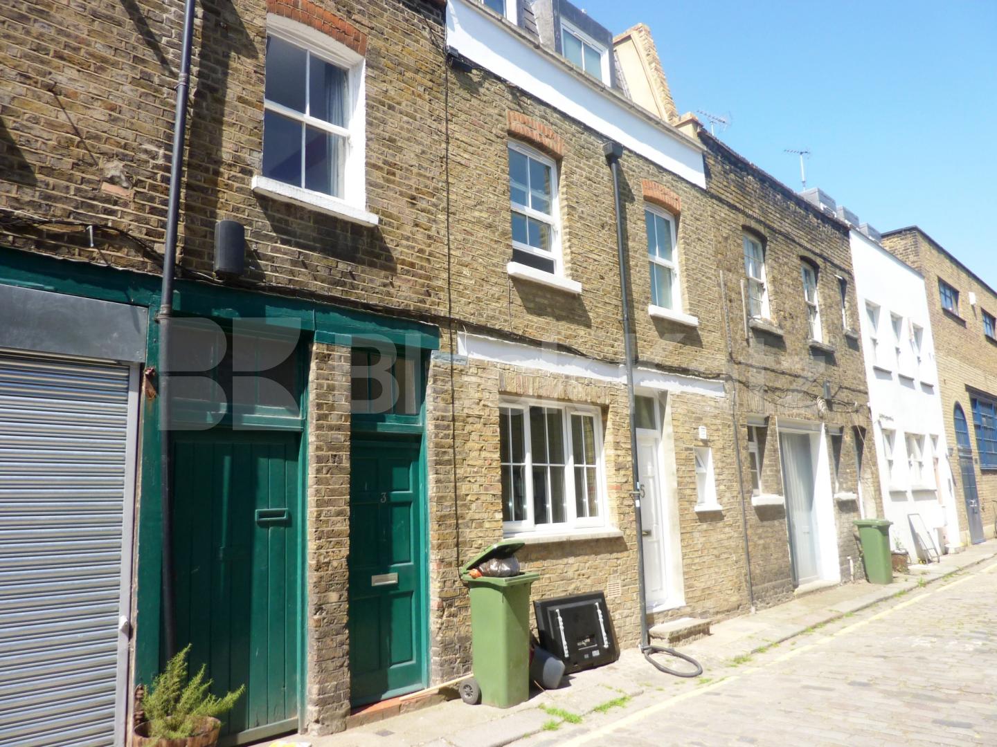 			2 Bedroom, 1 bath, 1 reception Flat			 Kings Terrace, CAMDEN