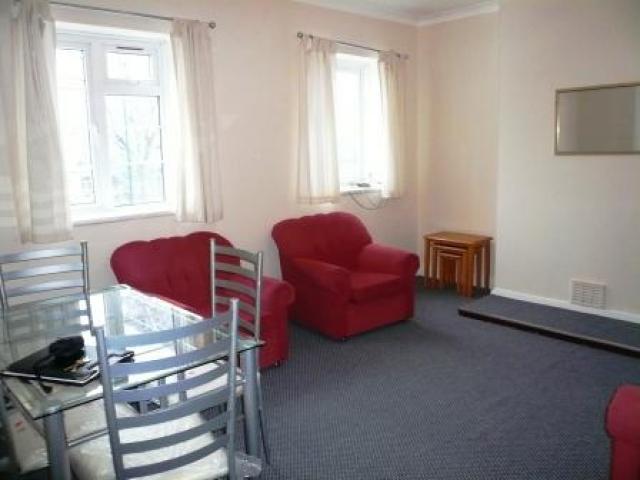 			NEW INSTRUCTION, 3 Bedroom, 1 bath, 1 reception Flat			 Shoot Up Hill, KILBURN
