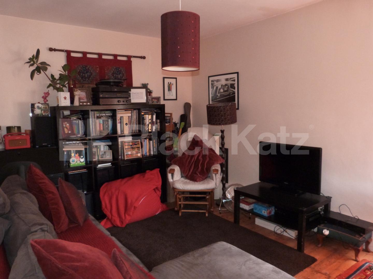 			Fab Property !, 1 Bedroom, 1 bath, 1 reception Flat			 Middle Lane, Crouch End