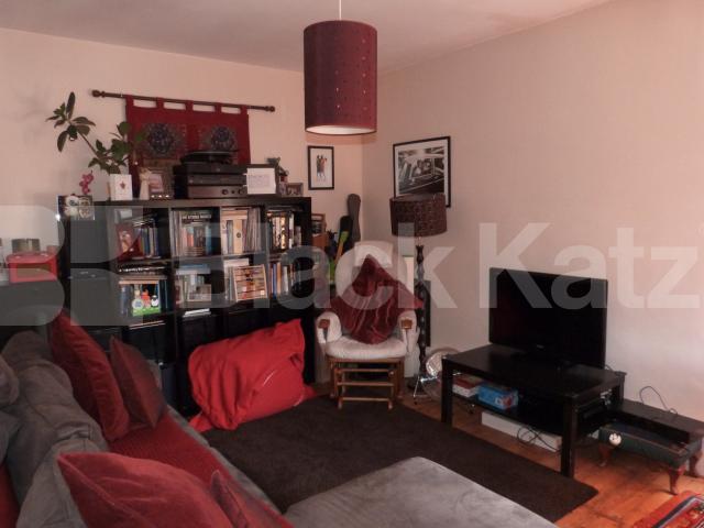 			Fab Property !, 1 Bedroom, 1 bath, 1 reception Flat			 Middle Lane, Crouch End