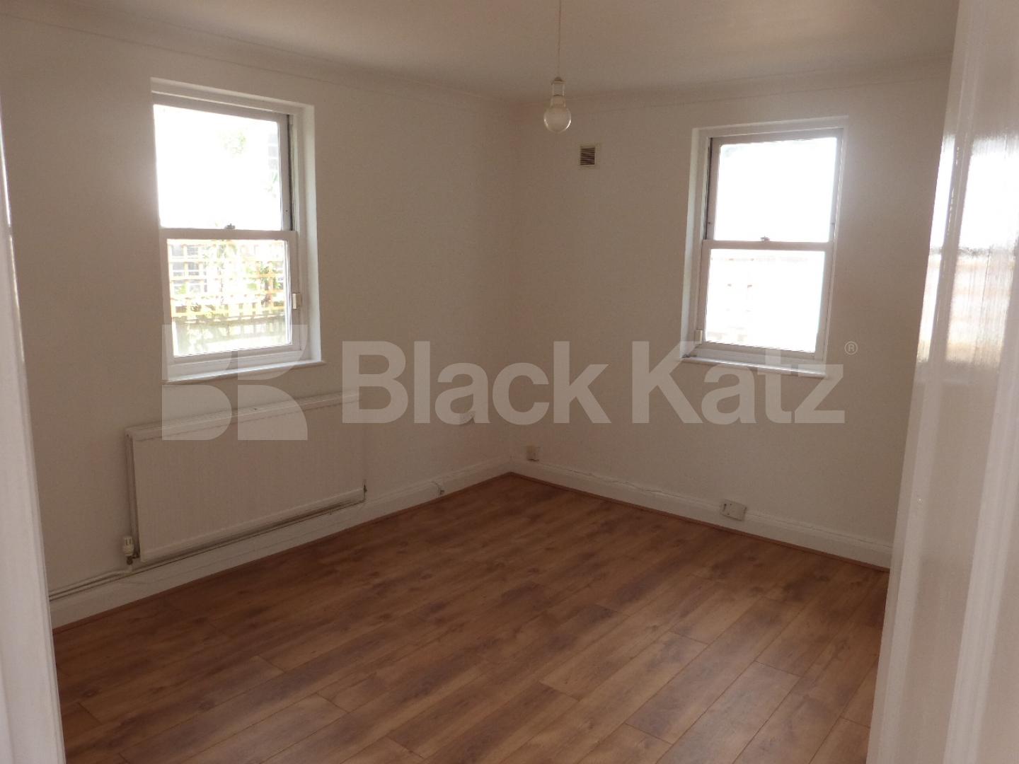 			2 Bedroom, 1 bath, 1 reception Bungalow			 Pages Lane, Muswell Hill