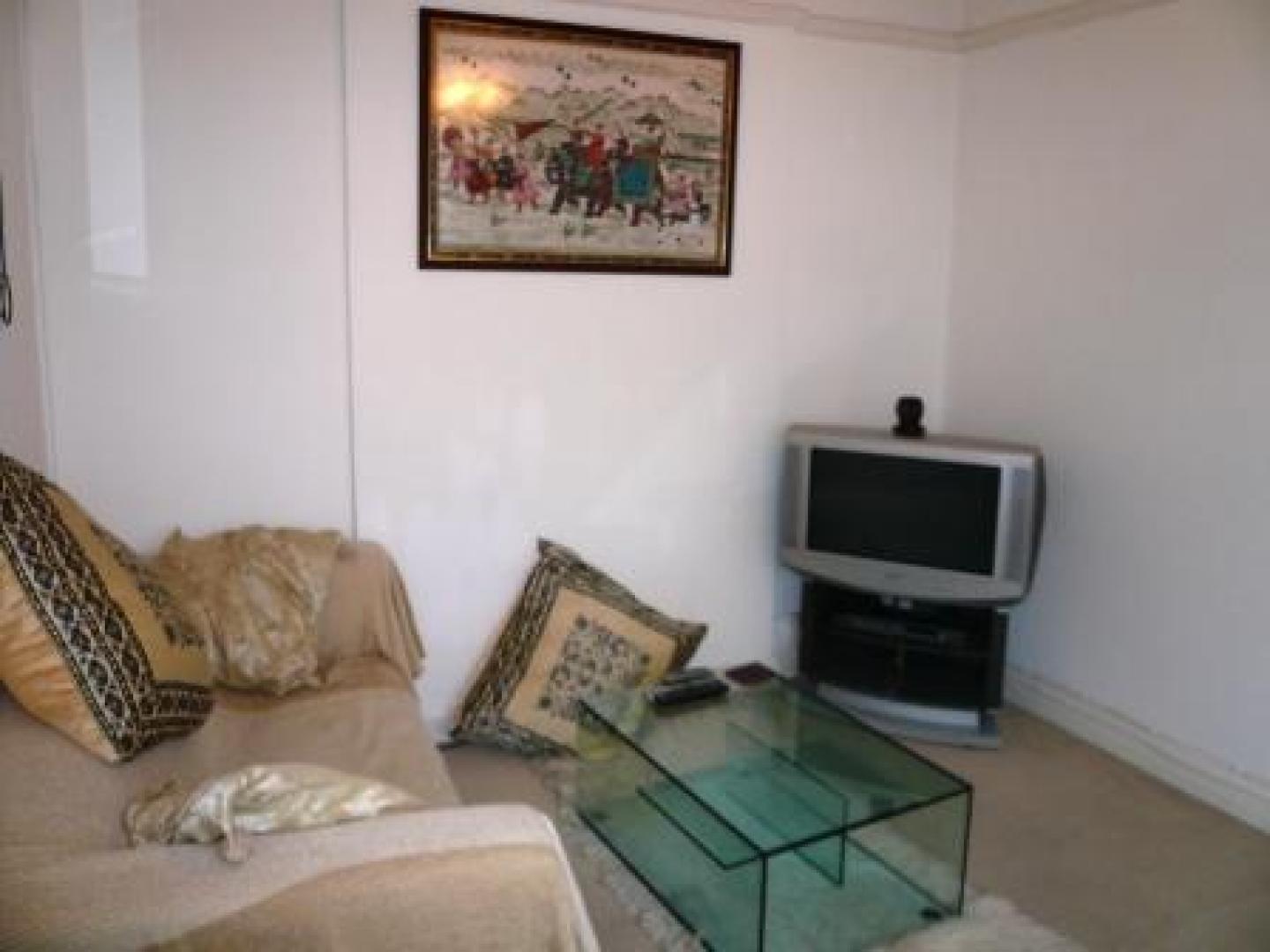 			1 Bedroom, 1 bath, 1 reception Flat			 Mortimer Crescent, MAIDA VALE/KILBURN PARK