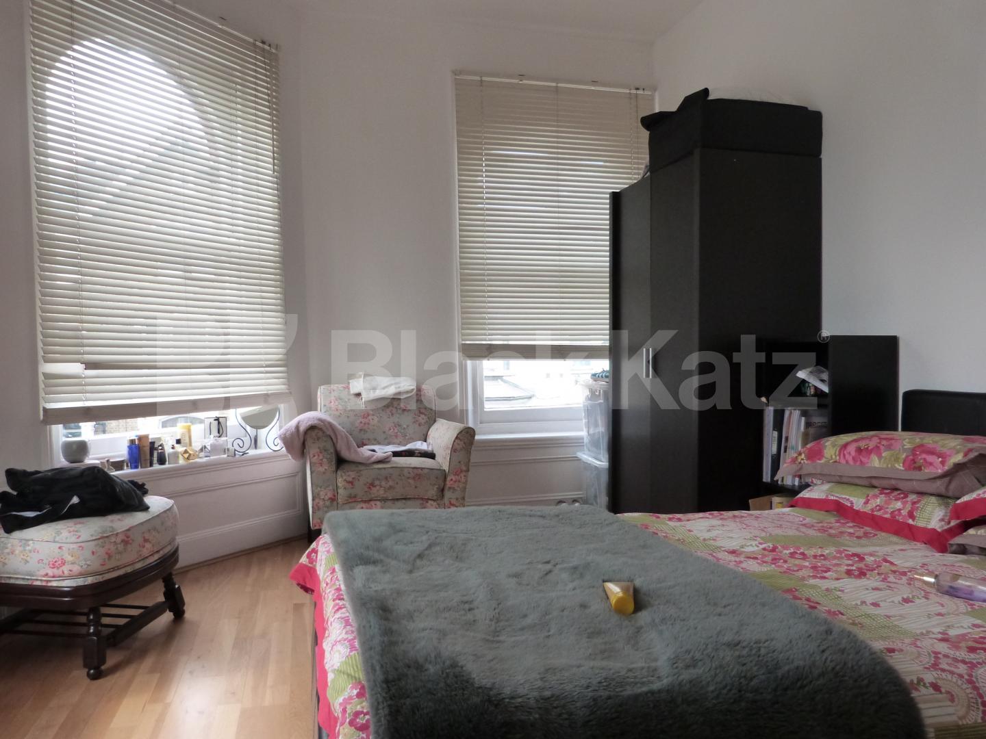 			Fantastic Property !, 2 Bedroom, 1 bath, 1 reception Flat			 Turnpike lane, Turnpike lane