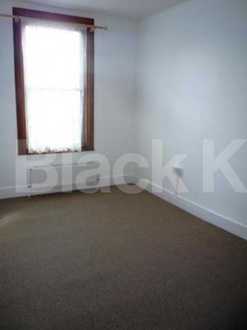 			3 Bedroom, 1 bath, 1 reception Flat			 Sirdar Road, TURNPIKE LANE