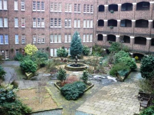 			1 Bedroom, 1 bath, 1 reception Flat			 Mortimer Crescent, MAIDA VALE/KILBURN PARK