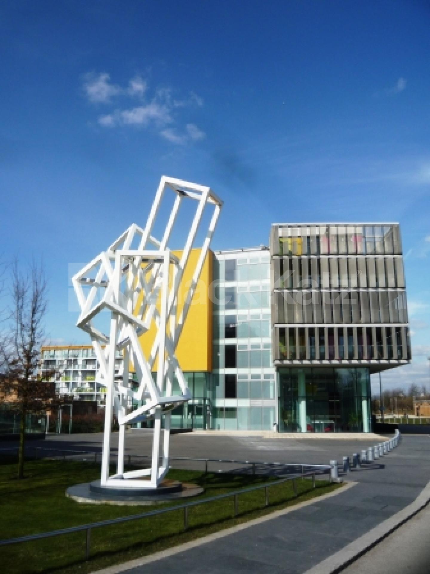 			Amazing Property !, 1 Bedroom, 1 bath, 1 reception Flat			 New River Village, HORNSEY N8