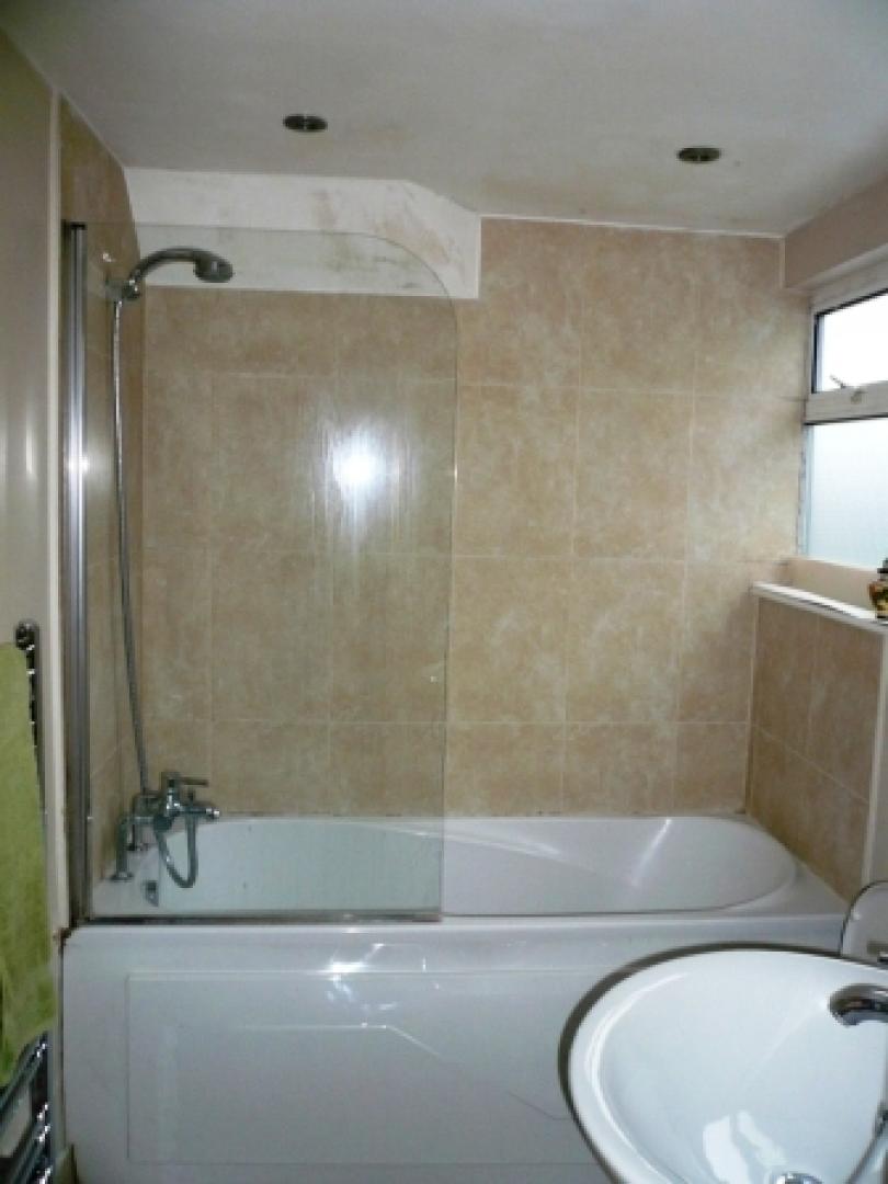 			3 Bedroom, 1 bath, 1 reception Flat			 Highfield Avenue, GOLDERS GREEN