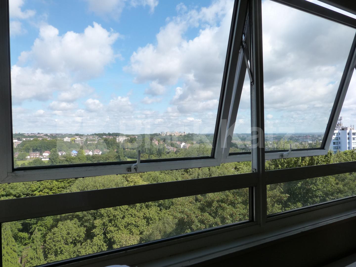 			1 MONTH'S DEPOSIT, 1 Bedroom, 1 bath, 1 reception Flat			 Hornsey Lane, Highgate