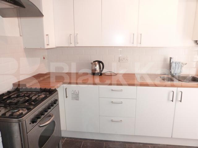 			2 Bedroom, 1 bath, 1 reception Ground Floor Flat			 Archway road, Highgate