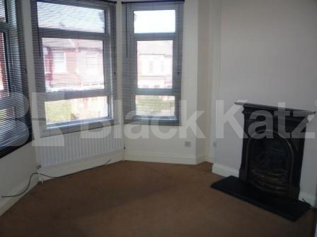 			3 Bedroom, 1 bath, 1 reception Maisonette			 South View Road, CROUCH END