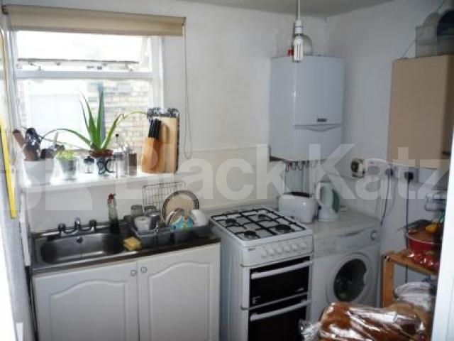			2 Bedroom, 1 bath, 1 reception Flat			 Landrock Road, CROUCH END