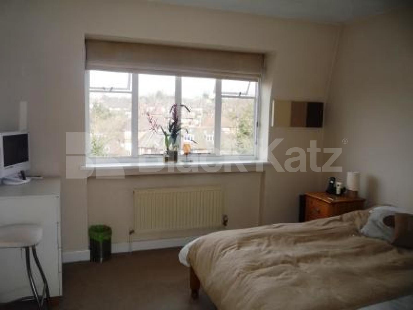 			EXCELLENT 2 DOUBLE BEDROM PROPERTY!, 2 Bedroom, 1 bath, 1 reception Serviced Apartments			 Lyttelton Road, EAST FINCHLEY