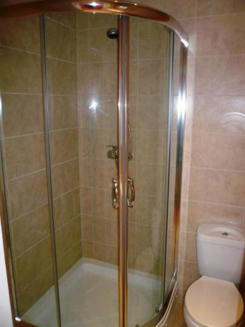 			2 Bedroom, 1 bath, 1 reception Flat			 Malvern Road, MAIDA VALE