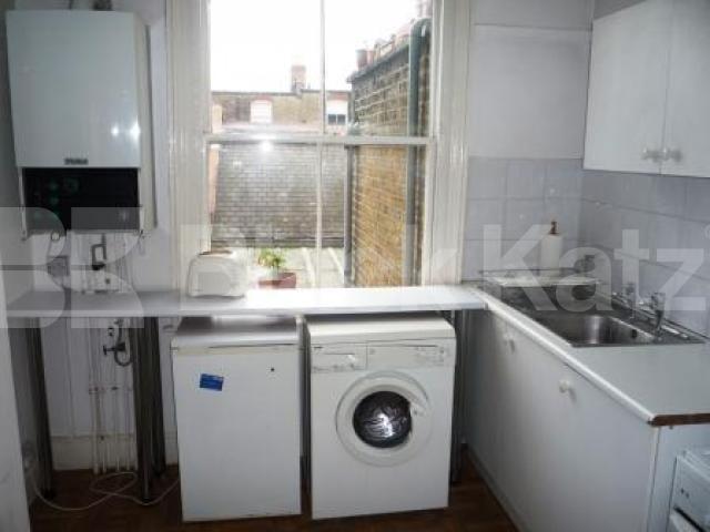 			2 Bedroom, 1 bath, 1 reception Apartment			 The Broadway, Crouch End