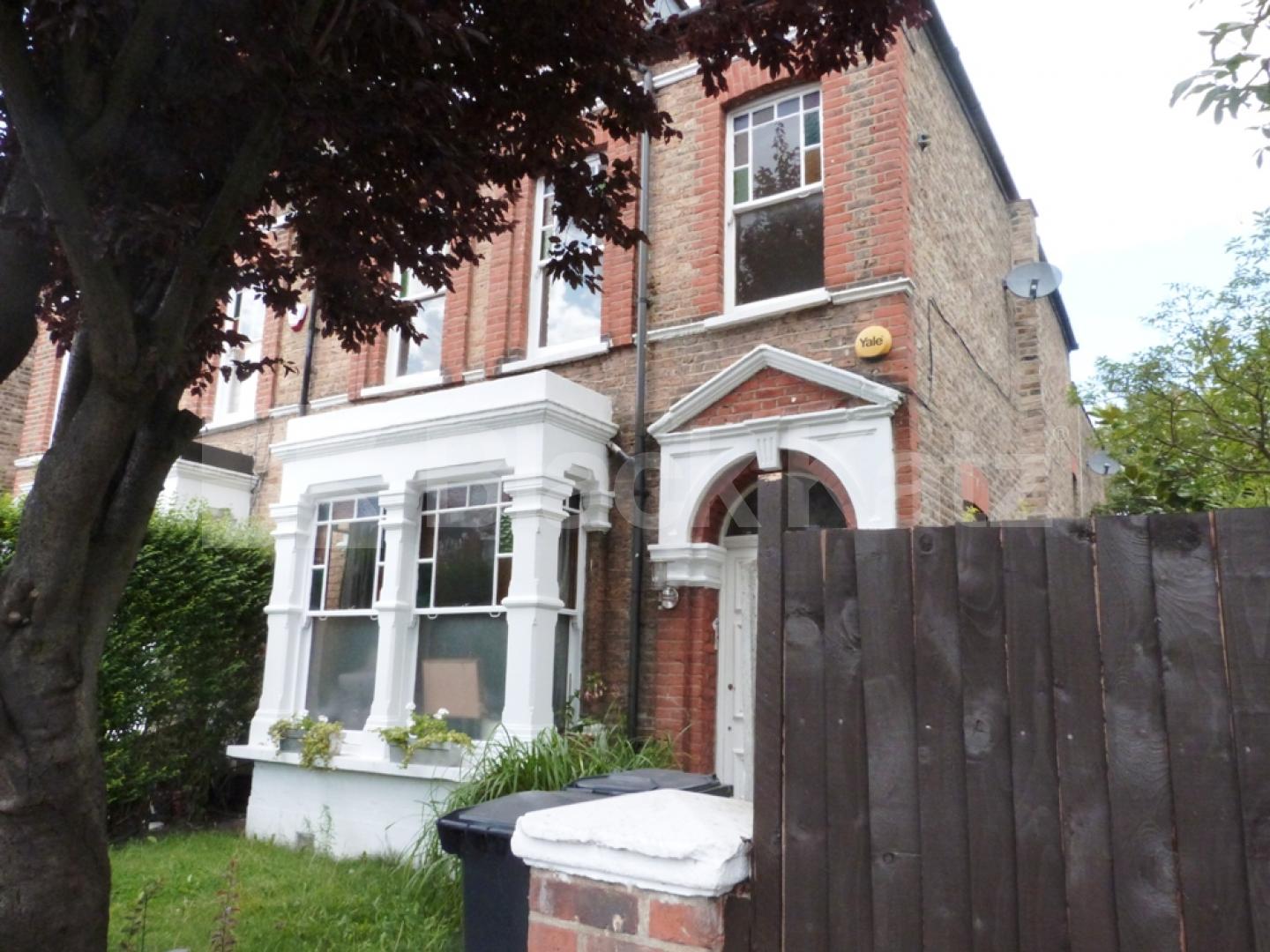 			2 Bedroom, 1 bath, 1 reception Flat			 Fairfield Road, CROUCH END