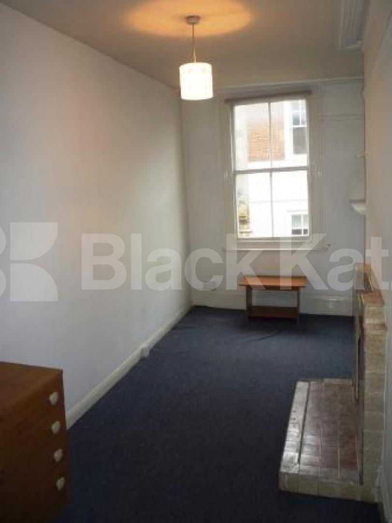 			2 Bedroom, 1 bath, 1 reception Apartment			 The Broadway, Crouch End
