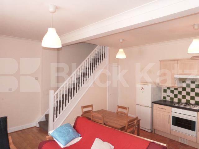 			One Bed House, 1 Bedroom, 1 bath, 1 reception House			 Wightman Road, Hornsey