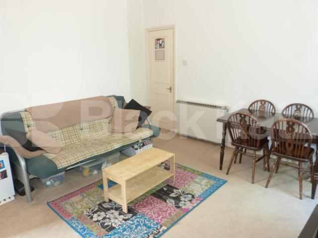 			1 Bedroom, 1 bath, 1 reception Flat			 Bank Chambers, HORNSEY